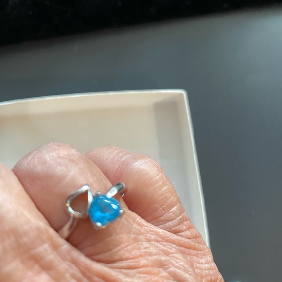 Blue gemstone heart sterling silver ring - Picture 2 of 4